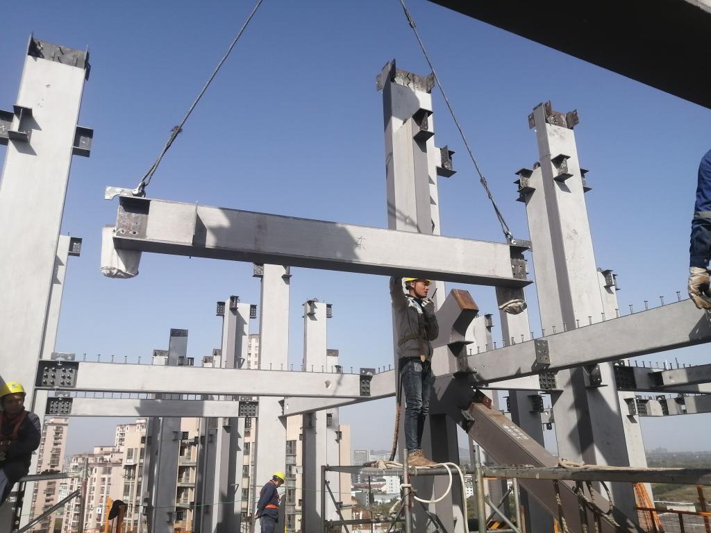 装配式建筑浪潮 当“工厂造零件”与“现场拼房子”相遇，建筑工程机械制造的机遇与挑战